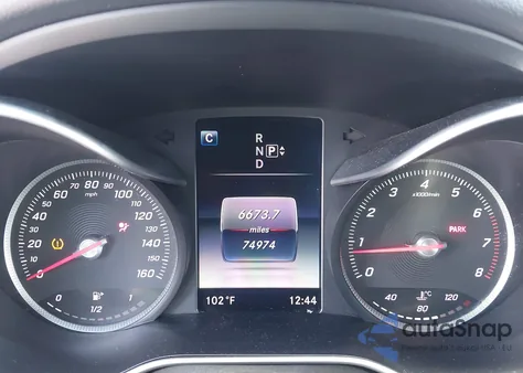 2015 Mercedes-Benz C 300 Sport из США, поврежденный, VIN 55SWF4JB9FU090712